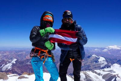 Latvia's alpinisti2.jpg