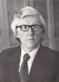 GudelisL.jpg