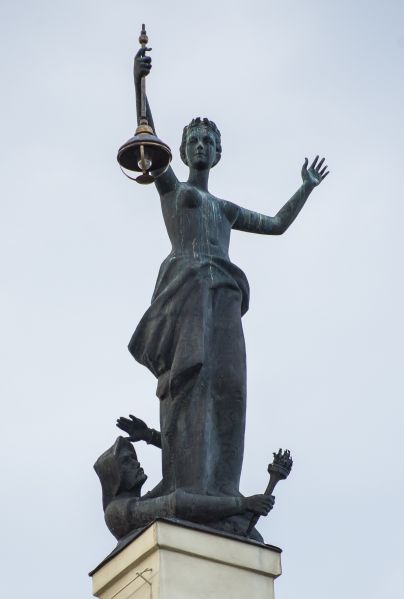 Vaizdas:2.Elektra0.jpg