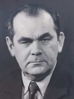 Deren-1.jpg