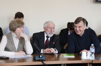Konf3.jpg