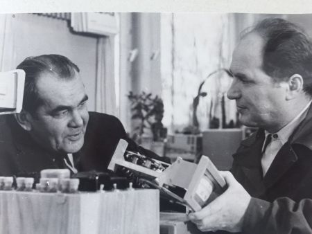 Deren-2.jpg